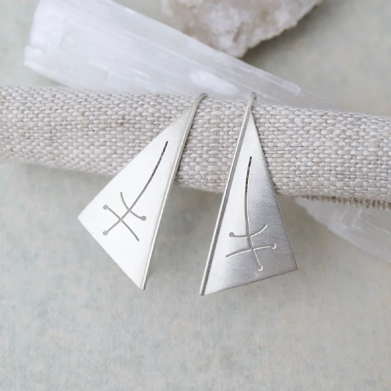 Matte Cut Out Triangle Earrings