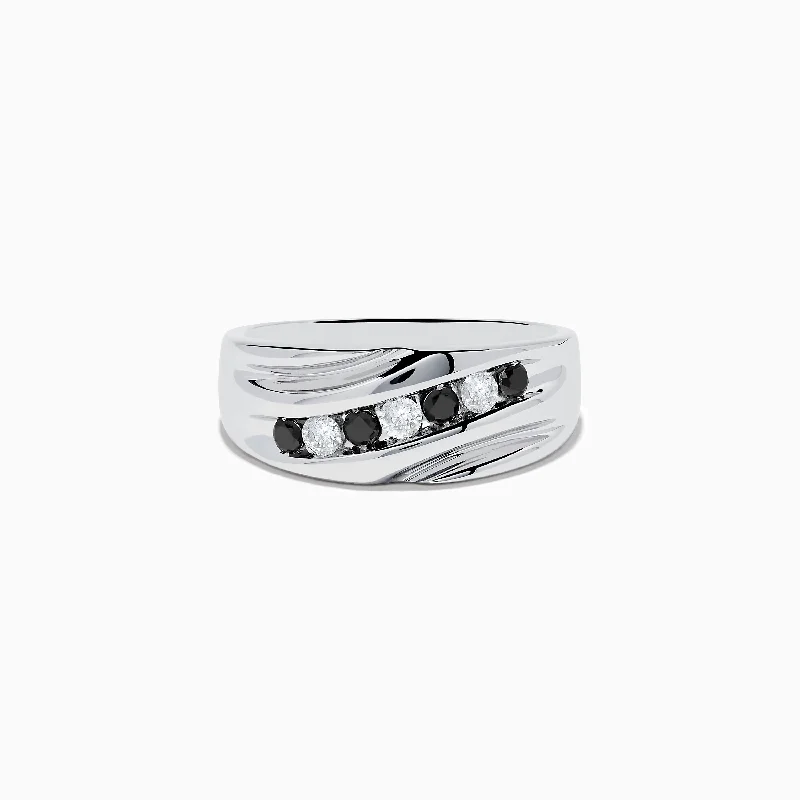 Men's 14K White Gold Black and White Diamond Ring