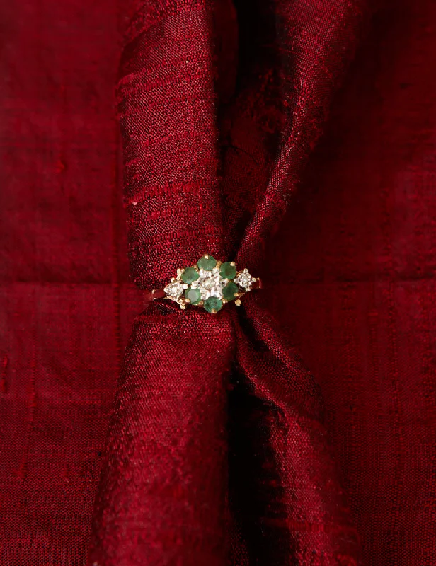 (SOLD) VINTAGE - Solid 9ct Gold Emeralds and Diamonds Flower Ring