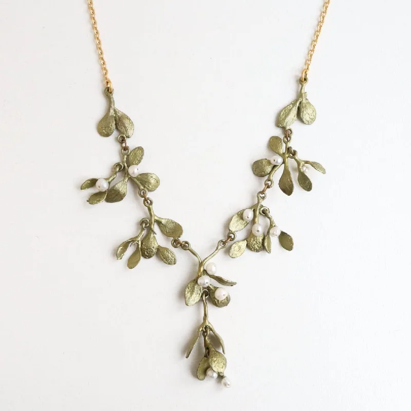 Mistletoe Necklace