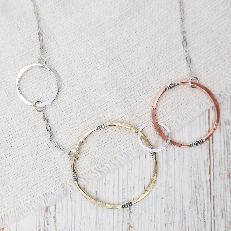 Mixed Metals Random Circles Necklace